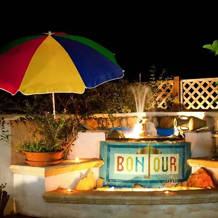 B&B Bonjour