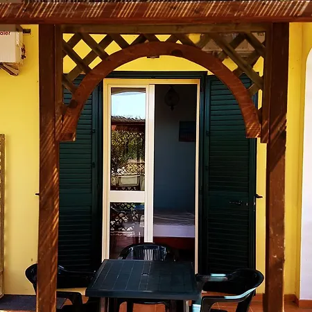 Bonjour Bed & Breakfast *